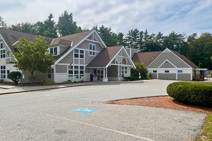 Exeter Hospital Physical & Occupational Therapy Location in Raymond﻿ Exterior